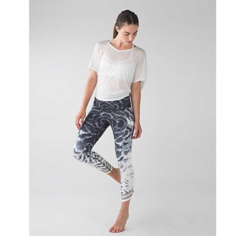 ♥️ Lululemon High Times Pant *SE wrap mesh 6